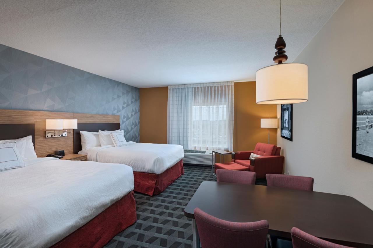 Towneplace Suites By Marriott Naples Vineyards Екстер'єр фото