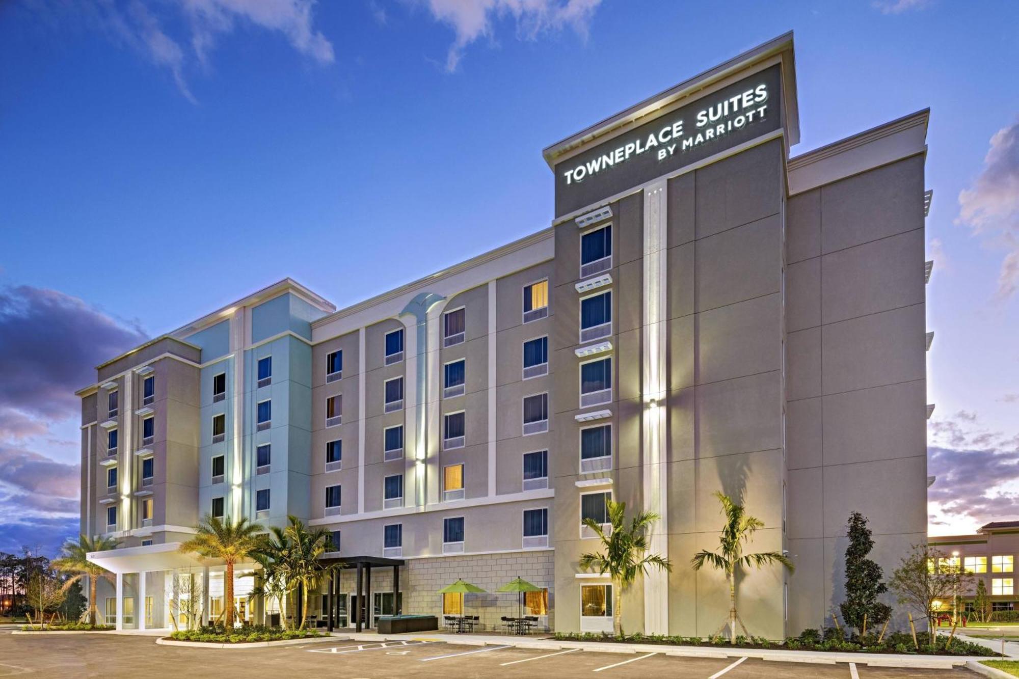 Towneplace Suites By Marriott Naples Vineyards Екстер'єр фото